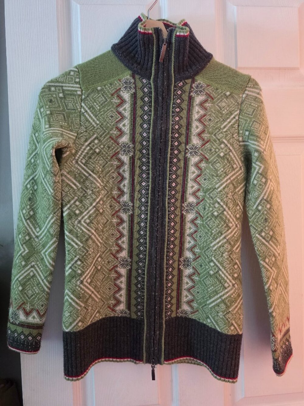 Eddie Bauer Green Merino Wool Full‑Zip Sweater – Geometric Fair Isle Pattern-XS